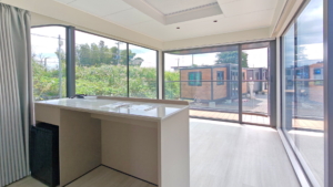 スペースキャビン室内