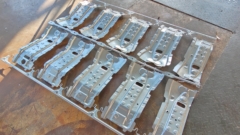 自動車板金プレス部品