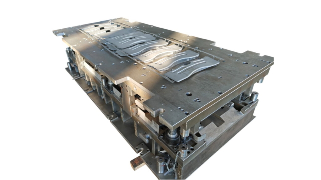 順送プレス金型