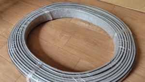 窓枠ガラスビート